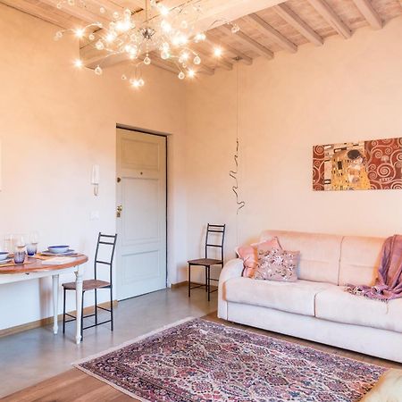 Varenne Open Terrace And Private Parking لوكا المظهر الخارجي الصورة